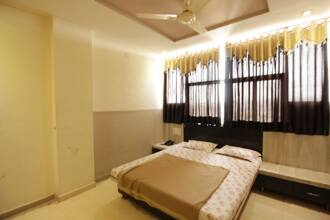 Hotel New Balaji, Ahmedabad 3